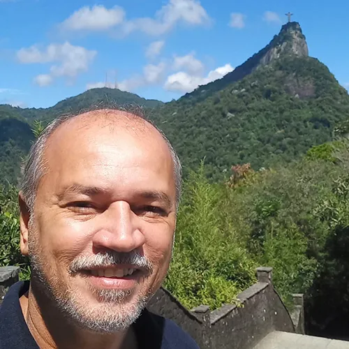 Ed Falcão Guia de Turismo CruxEco